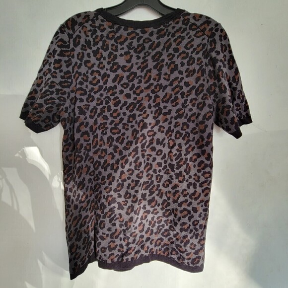 Ann Taylor Animal Print Short Sleeve Knit Sweater Top Gray Brown Size Medium - Picture 3 of 10
